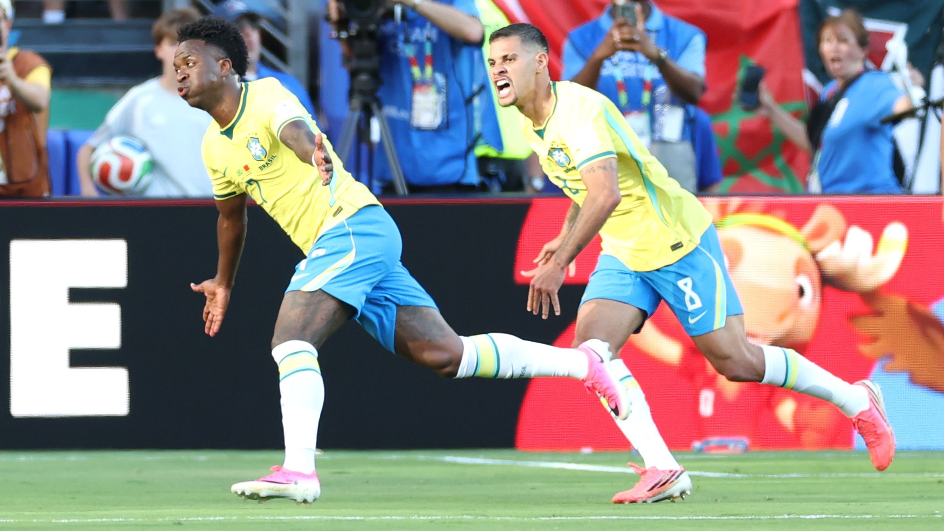 Vini Jr. comemora golaço que marcou em Brasil x Marrocos pela Copa do Mundo