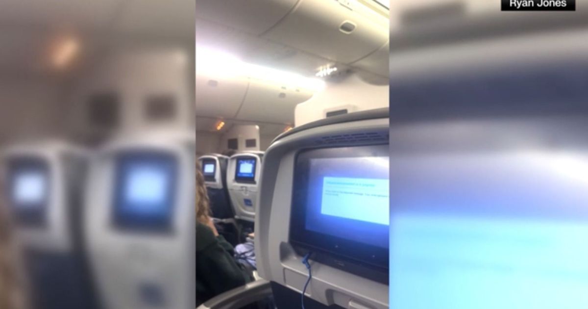 Bluetooth nomeado como “Bomba” faz avião retornar ao aeroporto nos EUA