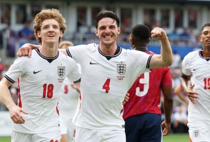 Inglaterra domina e vence a Costa Rica no último amistoso antes da Copa