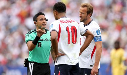Imagem de destaque do post: "Eu não mereci": diz Bellingham após ganhar prêmio de melhor em campo