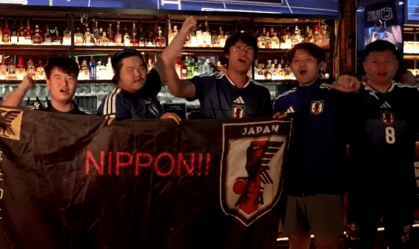 Imagem de destaque do post: "Esporte é esporte": torcedores chineses apoiam o Japão na Copa do Mundo