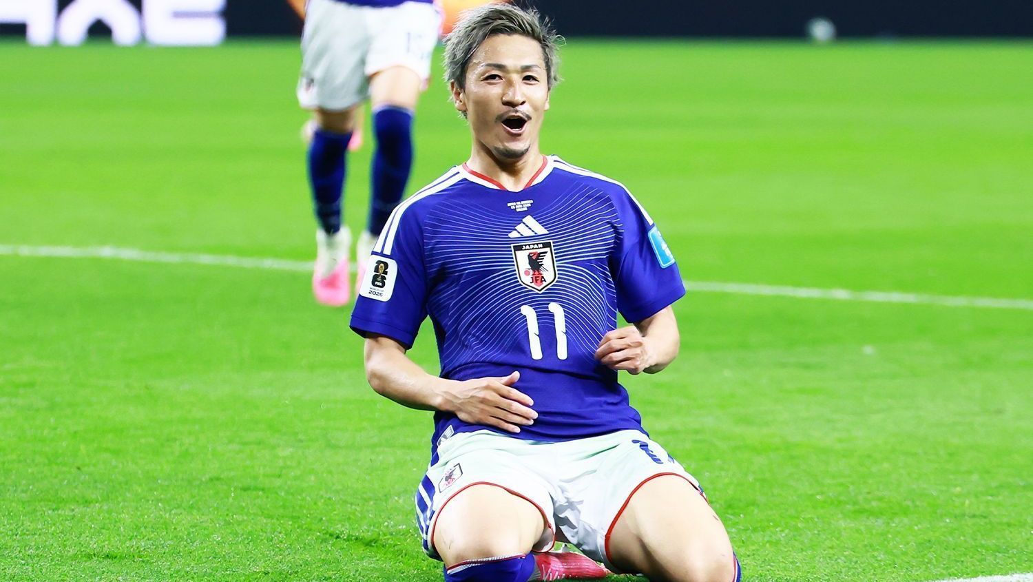 Daizen Maeda, atacante do Japão em campo pela Copa do Mundo