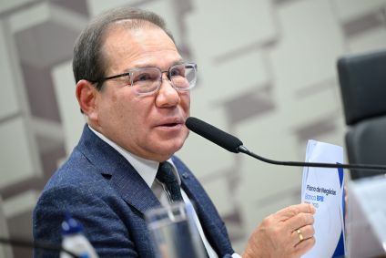Nelson de Souza, presidente do BRB, na CAE