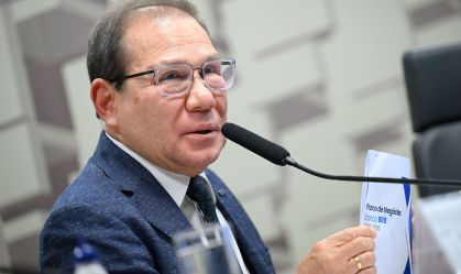 Nelson de Souza, presidente do BRB, na CAE