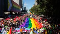 Parada do Orgulho LGBT+ 2026: 10 músicas que não podem faltar no evento