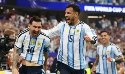 Imagem de destaque do post: Jogadores da Argentina exaltam Messi: "É o melhor da história"