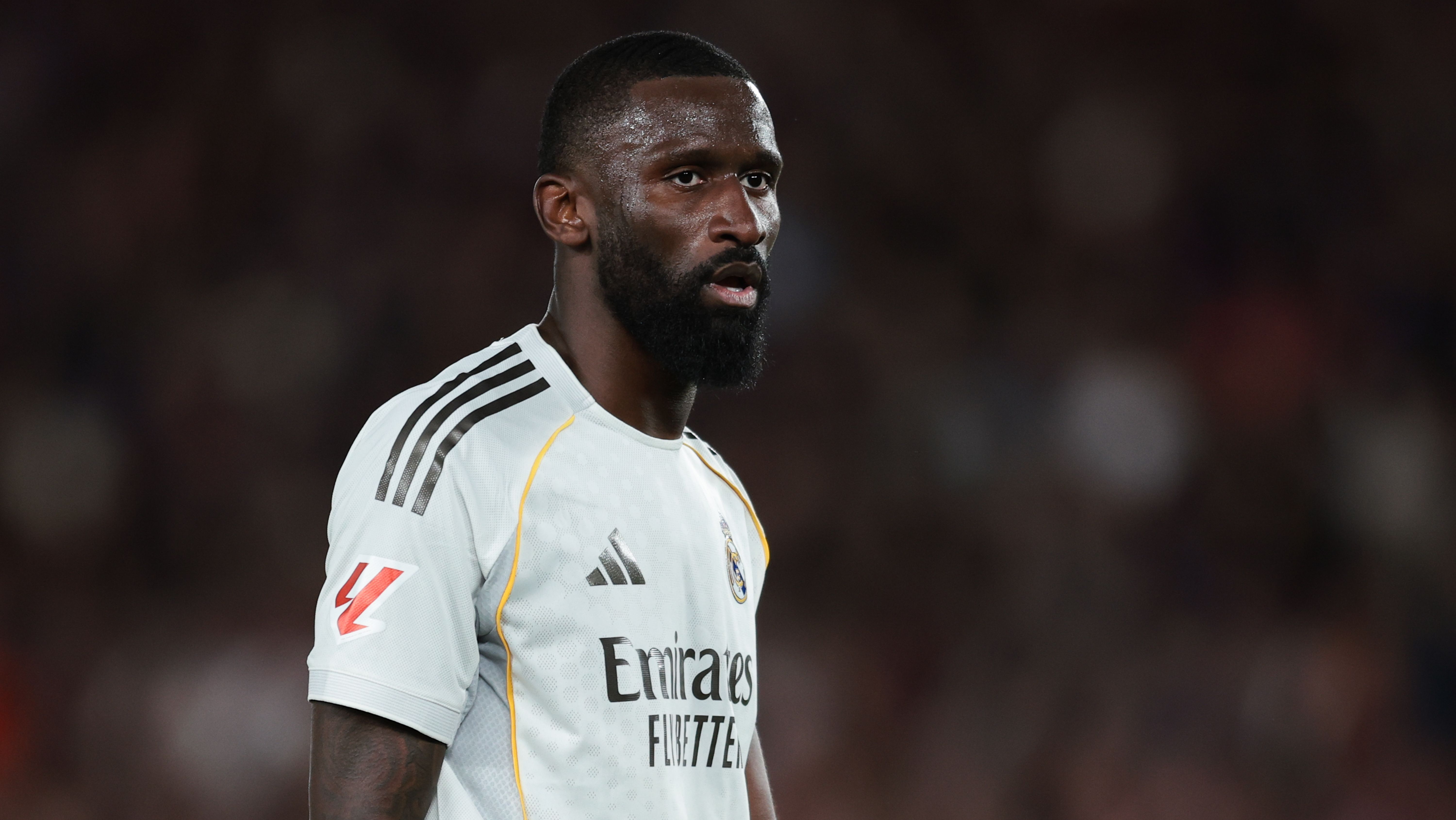 Rüdiger teve contrato renovado com o Real Madrid