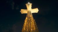 Vídeo: Veja como ficou a Sagrada Família depois da inauguração de torre