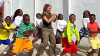 "Foi muito difícil dizer adeus", diz Shakira sobre crianças do Ghetto Kids