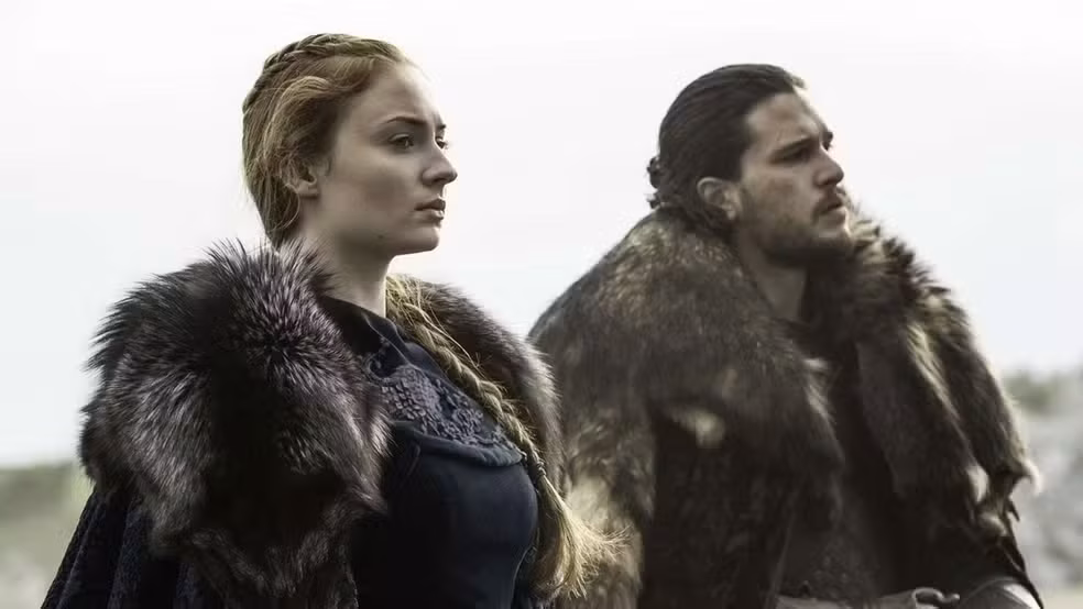 "Foi nojento", diz ator de "Game of Thrones" após cenas quentes com colega
