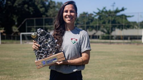 Bárbara Saar é a atual técnica do time sub-20 feminino do Fluminense