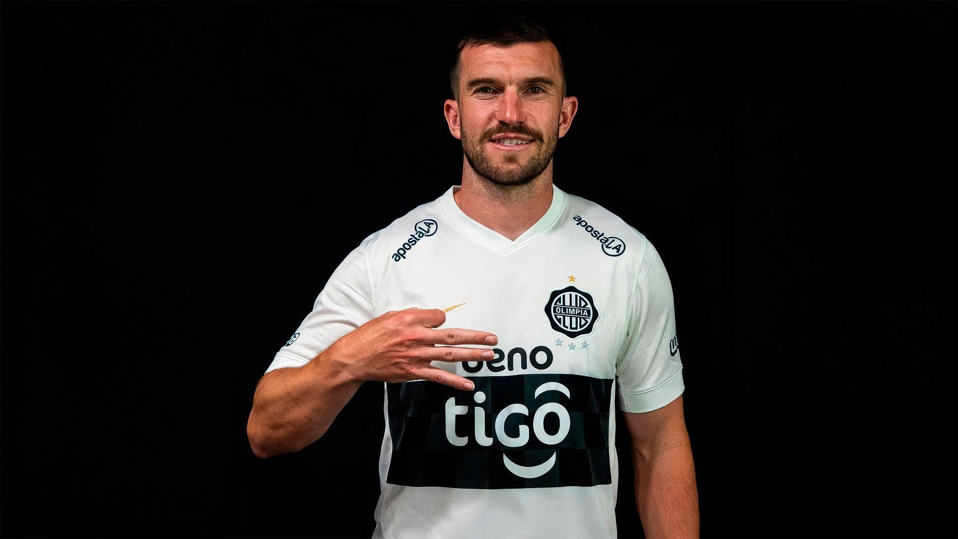 Tim Payne, lateral da Nova Zelândia que reforça o Olimpia na sequência da temporada