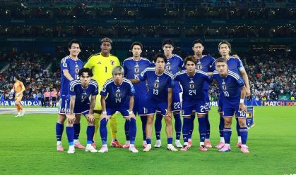Equipe do Japão perfilada antes de jogo da Copa do Mundo