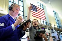 Wall Street recua em meio a novos ataques no Oriente Médio