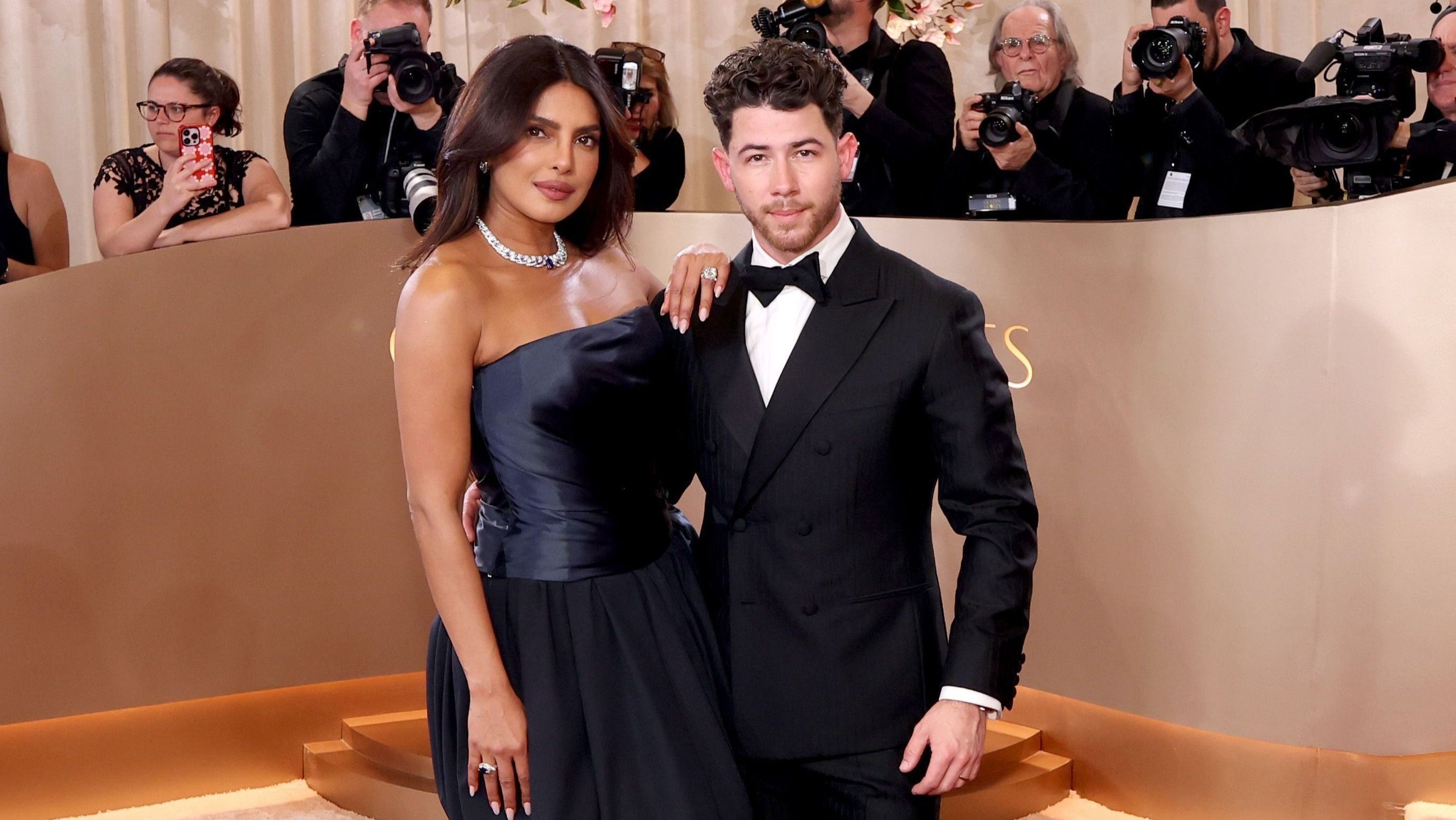 1-Nick-Jonas-e-Priyanka