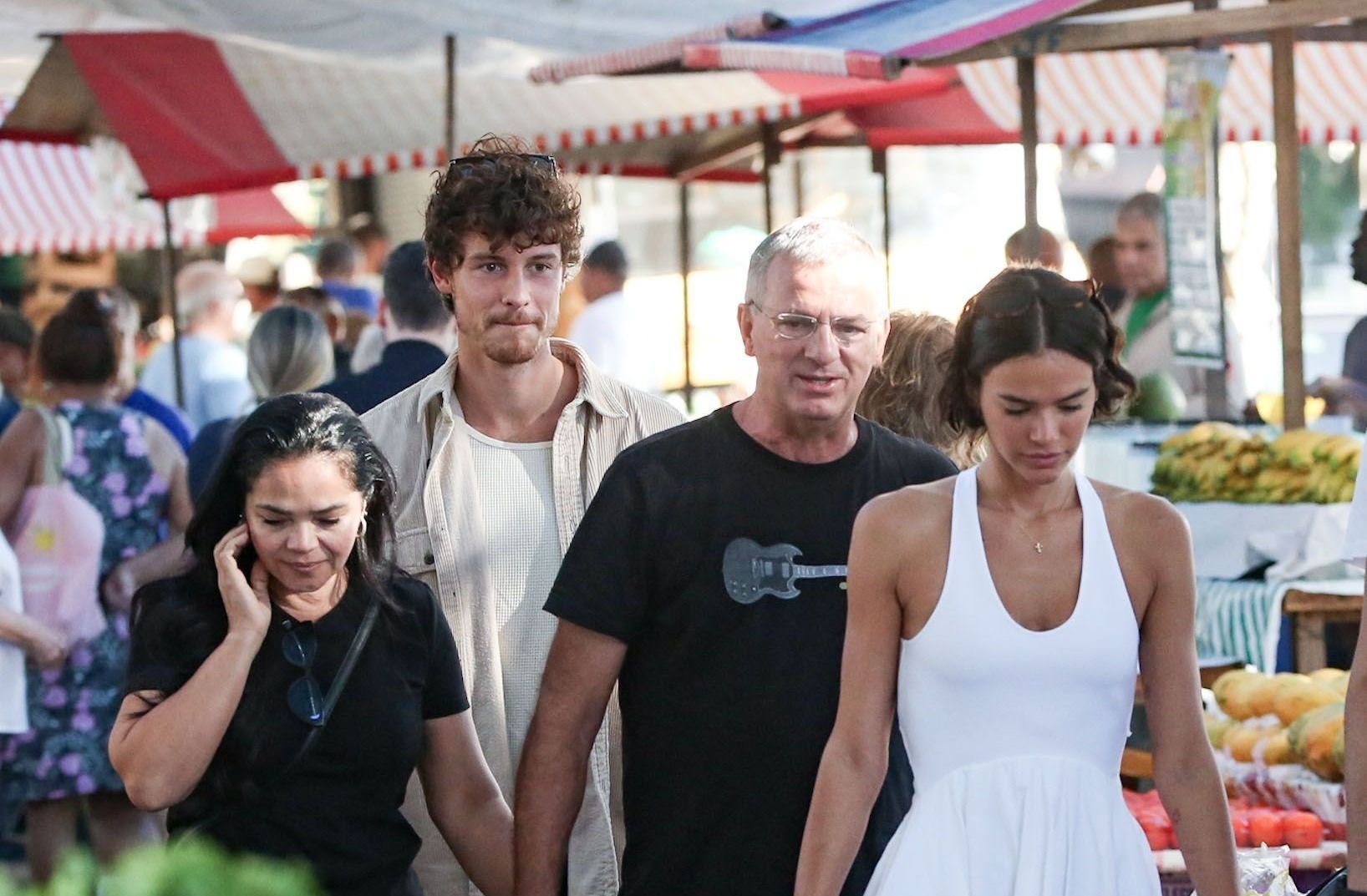1-Shawn-Mendes-e-Bruna-Marquezine-030