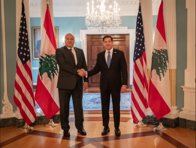 O presidente do Líbano, Joseph Aoun, e o Secretário de Estado dos EUA, Marco Rubio, em Washington no domingo (19) • X / @SecRubio