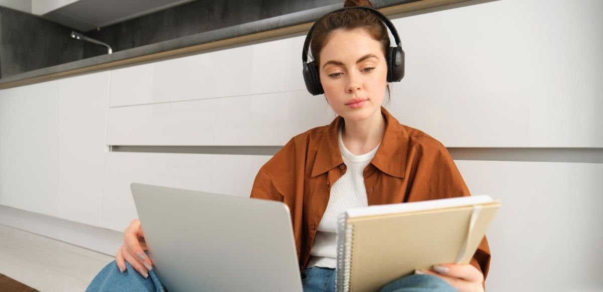Estudar ouvindo música ajuda ou atrapalha a concentração?