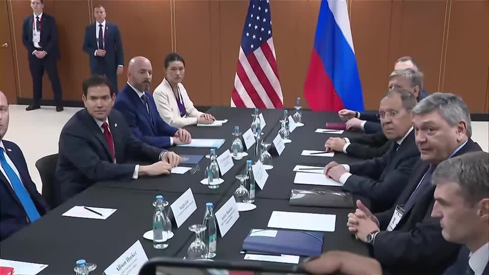 Rubio meets Russian counterpart Lavrov in Manila for talks