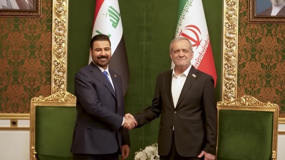 Iraqi prime minister arrives in Tehran, meets Iranian president