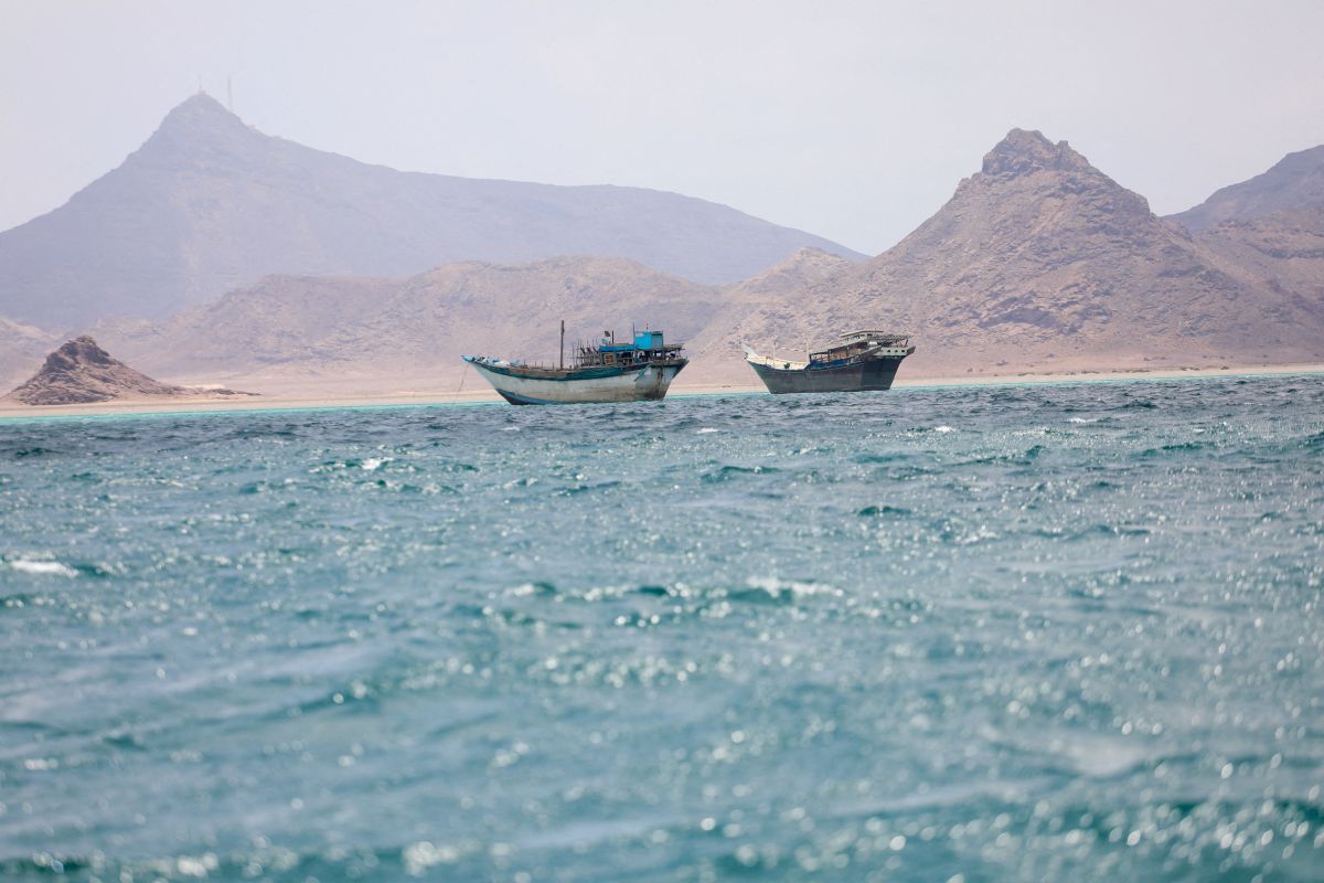 Houthis afirmam ter disparado mísseis contra navio saudita no Mar Vermelho