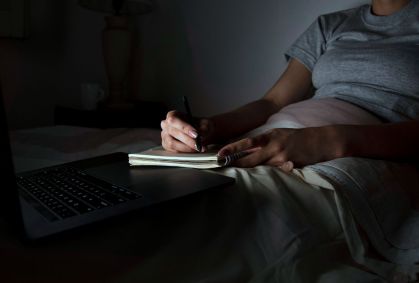 Existe horário ideal para estudar? Ciência explica