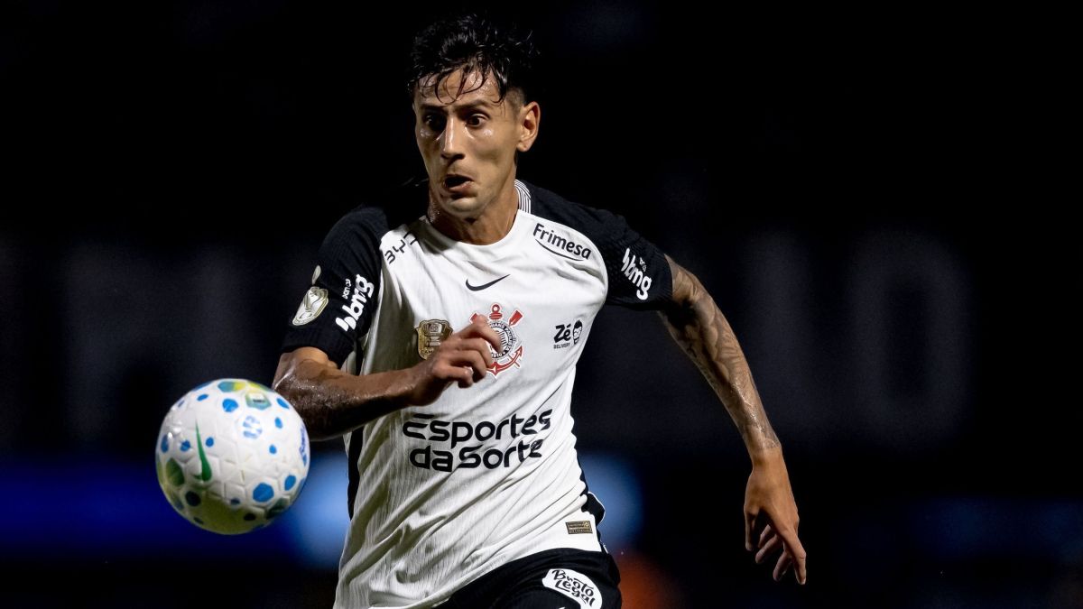 Memphis cede, e Corinthians encaminha renovação por mais dois anos
