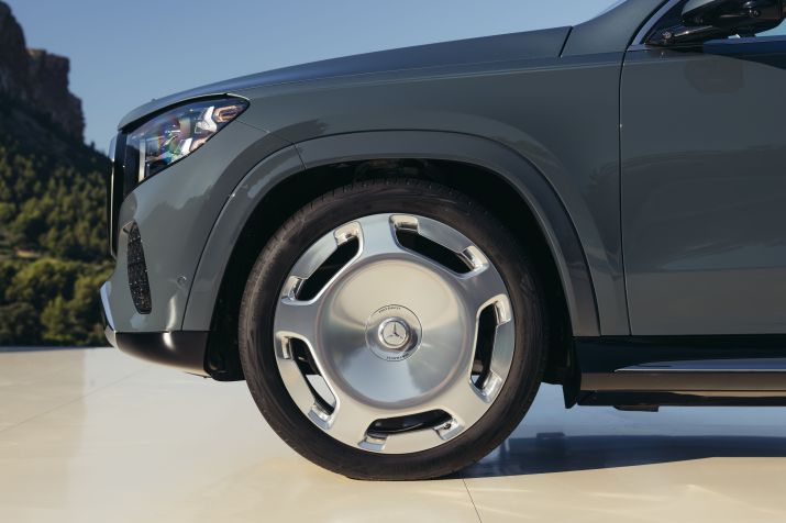 Mercedes-Maybach GLS 680 • Mercedes-Benz AG