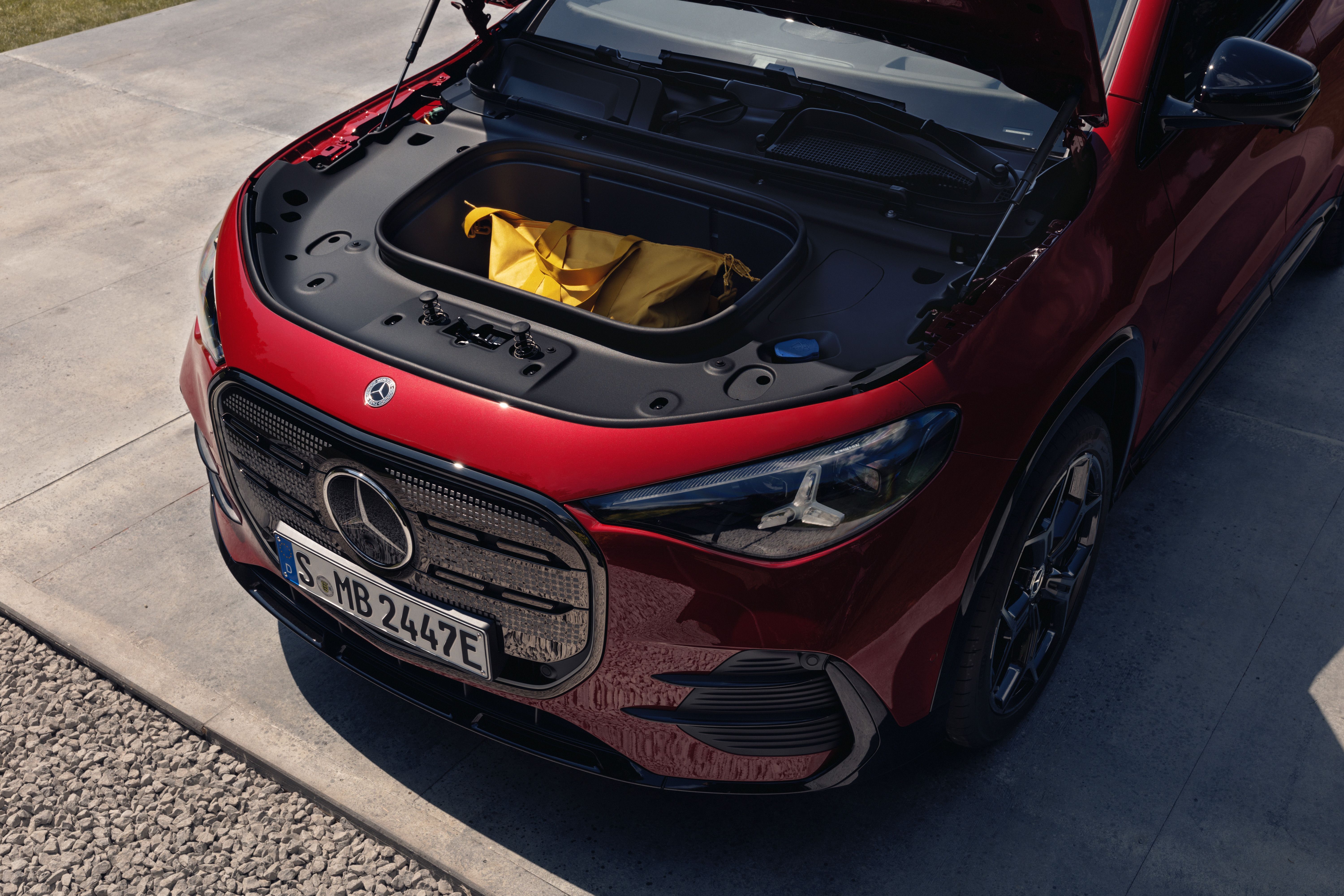 Nova Mercedes-Benz GLA • Mercedes-Benz AG