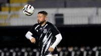 Jogador da Ponte cobra presidente após atrasos salariais: "Saia do clube"
