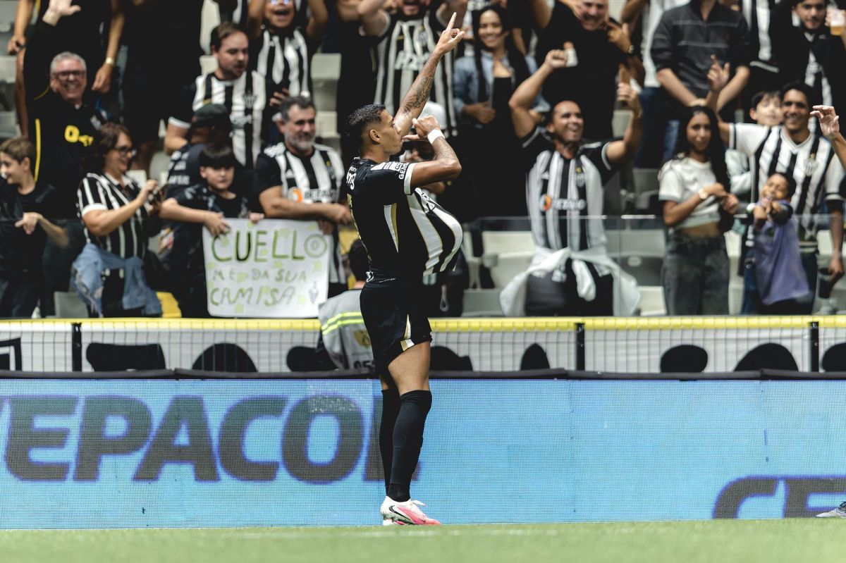 Flamengo enfrenta Chapecoense para seguir sonhando com título Brasileiro