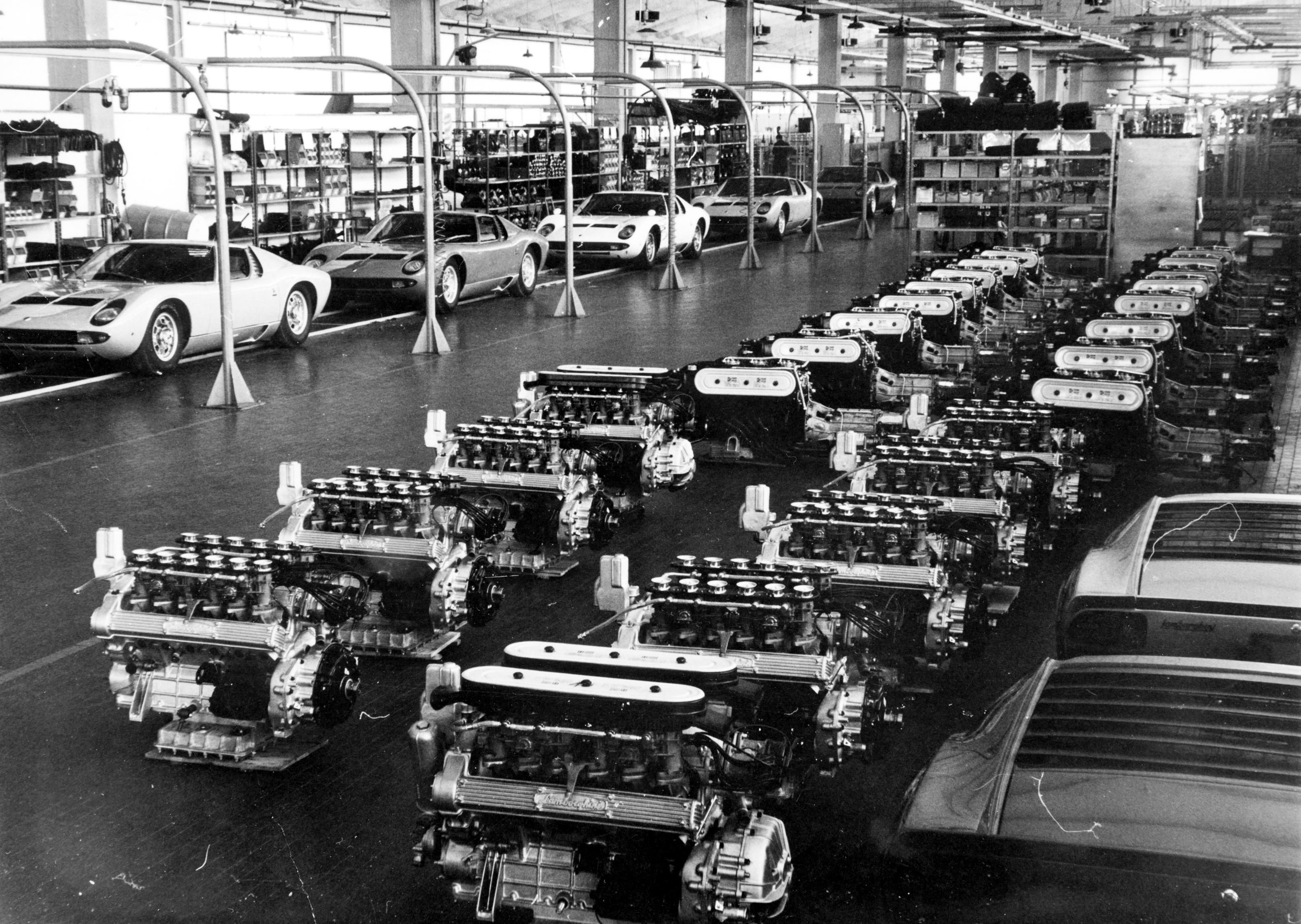 Lamborghini Miura faz 60 anos: tudo sobre o primeiro supercarro da história