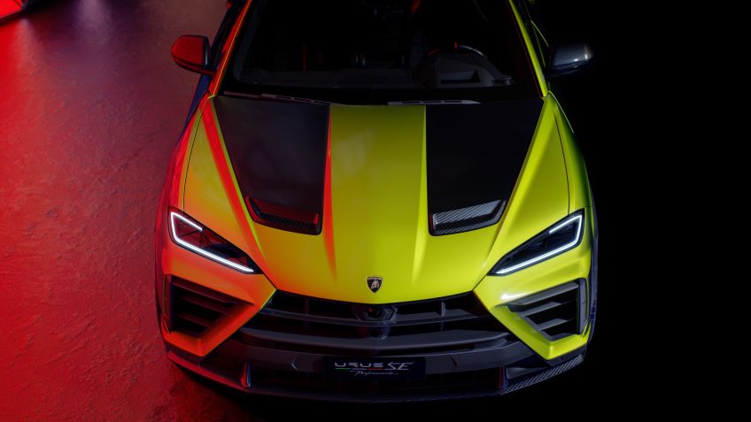 Lamborghini Urus SE Performante estreia com 801 cv e muito carbono