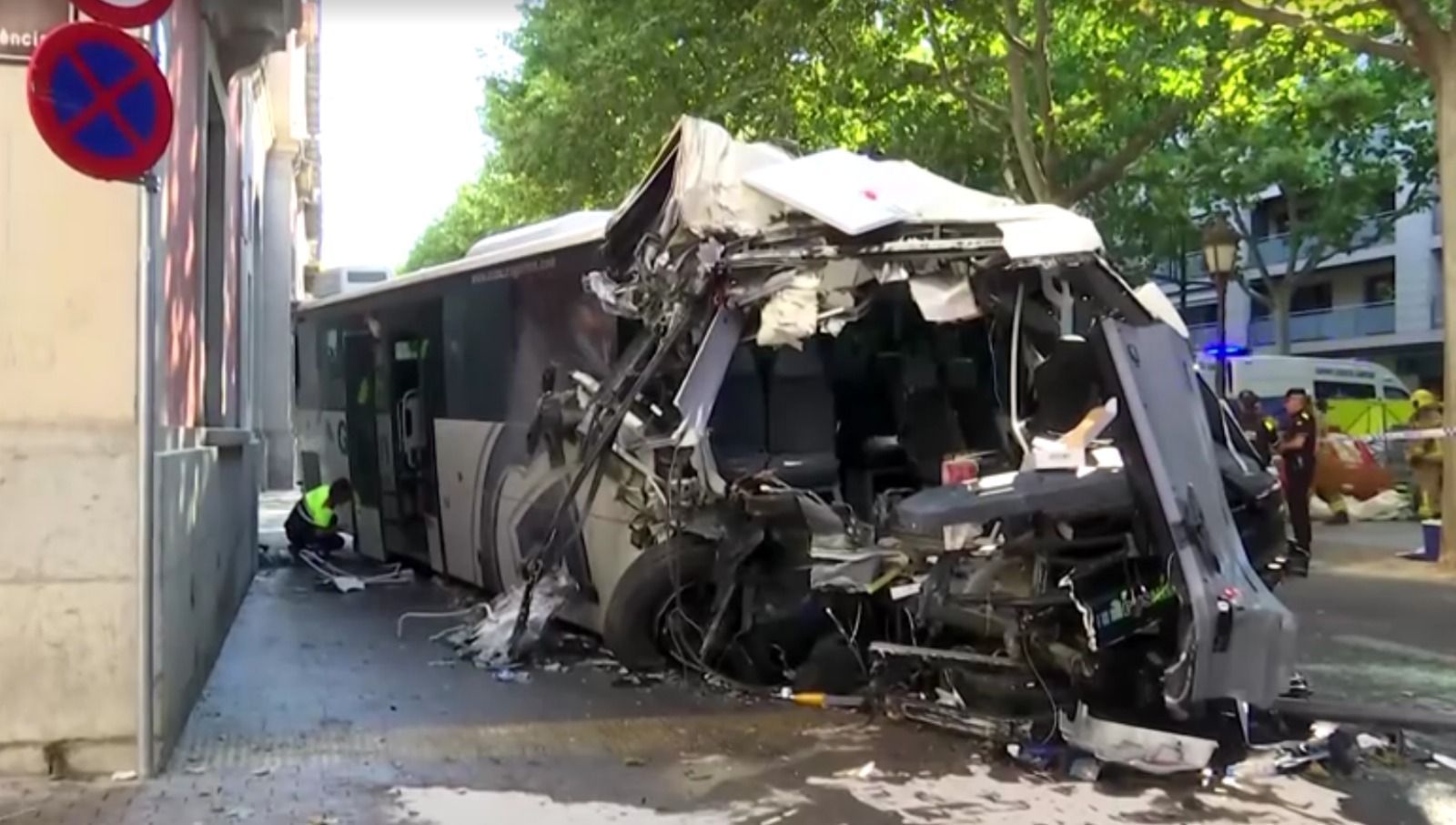 Acidente de ônibus na Espanha deixa feridos