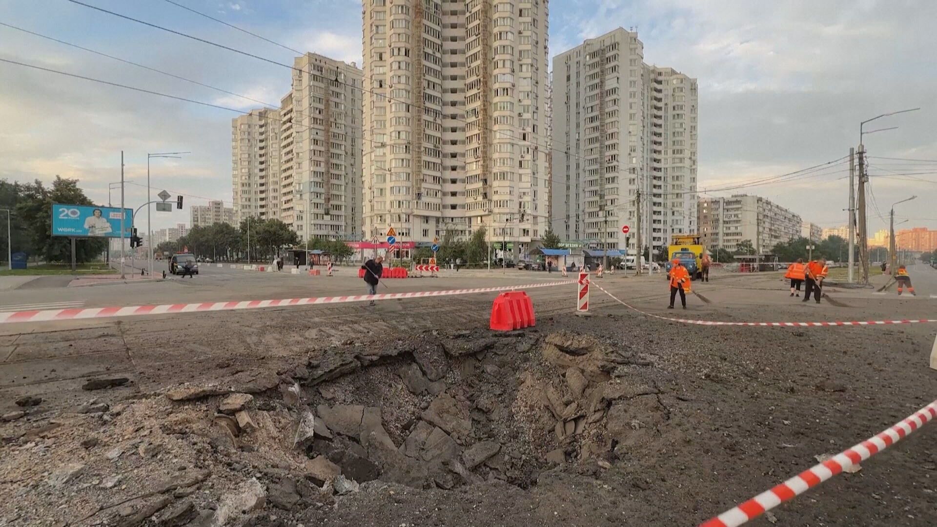 Ataque russo contra Kiev deixa feridos