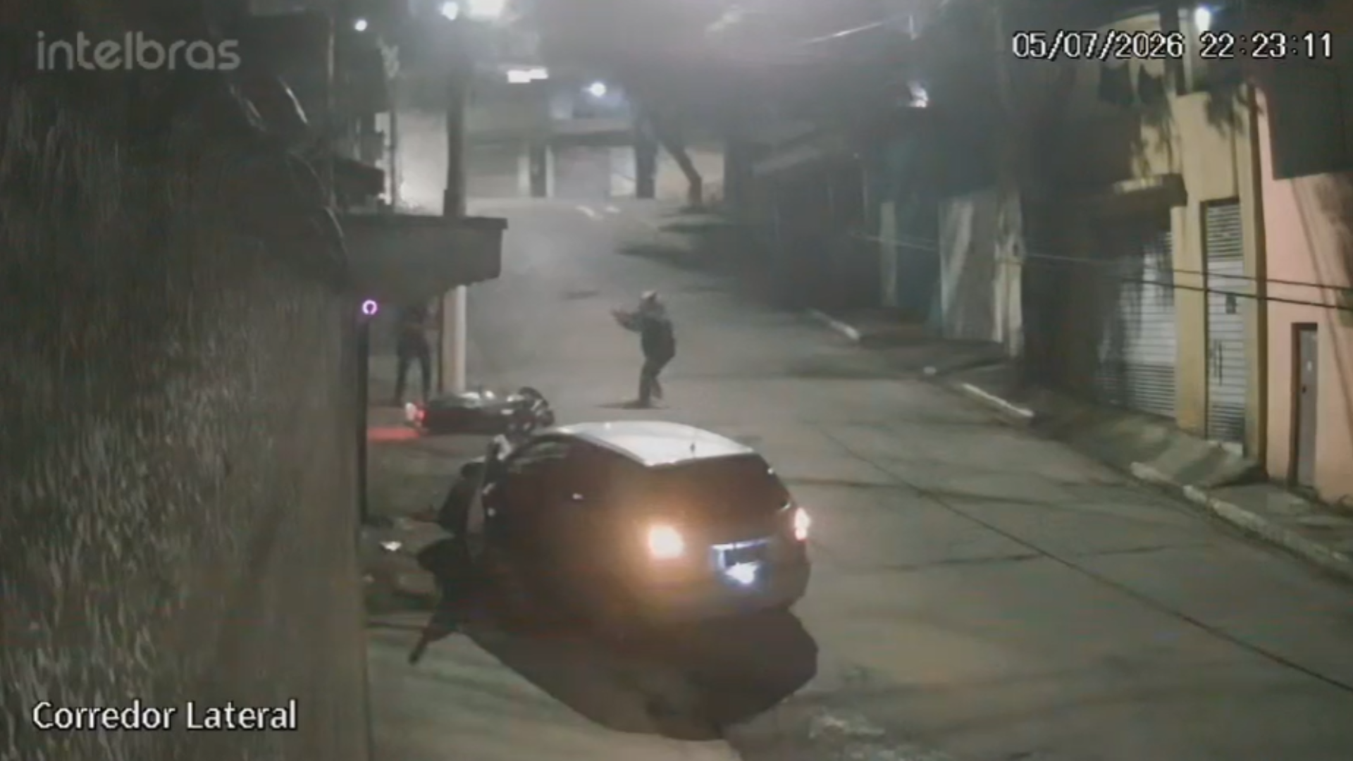 BALEADO REAGE ASSALTO