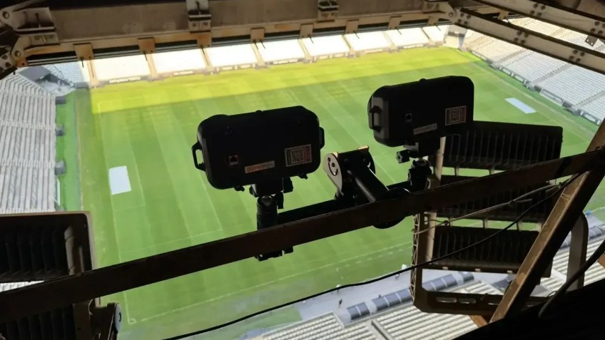 Câmeras instaladas na Neo Química Arena para a implementação do impedimento semiautomático • Divulgação/ Corinthians