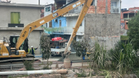 Duas casas são liberadas após interdição por cratera em Osasco (SP)