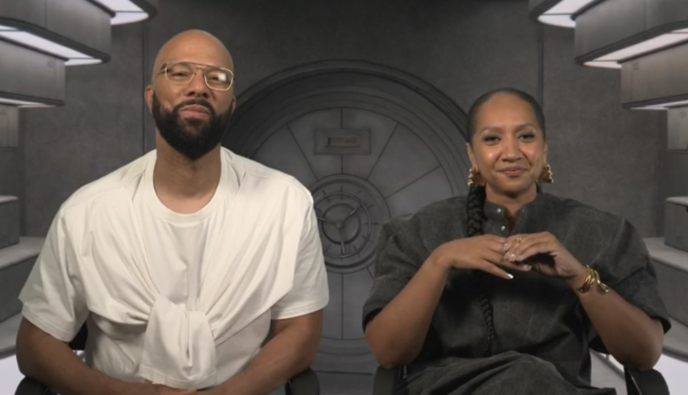 Common e Alexandra Riley elogiaram a evolução de seus personagens na nova temporada de "Silo" • CNN Brasil