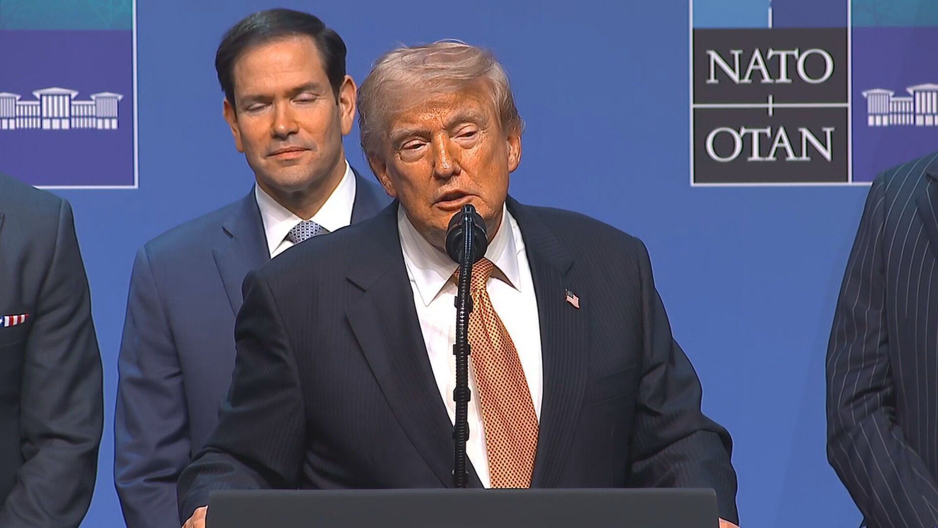 "Lunáticos" não podem ter armas nucleares, diz Donald Trump