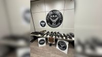 PF prende homem com mais de 20 armas na Dutra em trecho do RJ