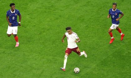 Imagem de destaque do post: Yamal provoca França após classificação da Espanha na Copa: "Pardon"
