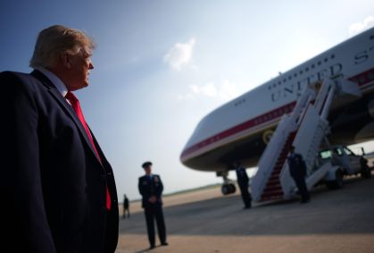 Trump faz primeiro voo no novo Air Force One, avião doado pelo Catar