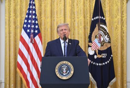 O que documentos recém-divulgados por Trump dizem sobre as eleições nos EUA