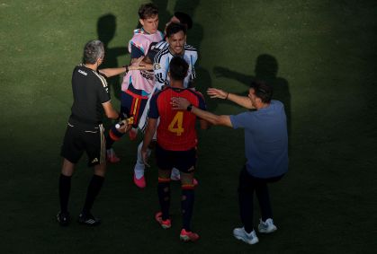 Gavi defende Paredes por briga na final da Copa e pede que não haja punição