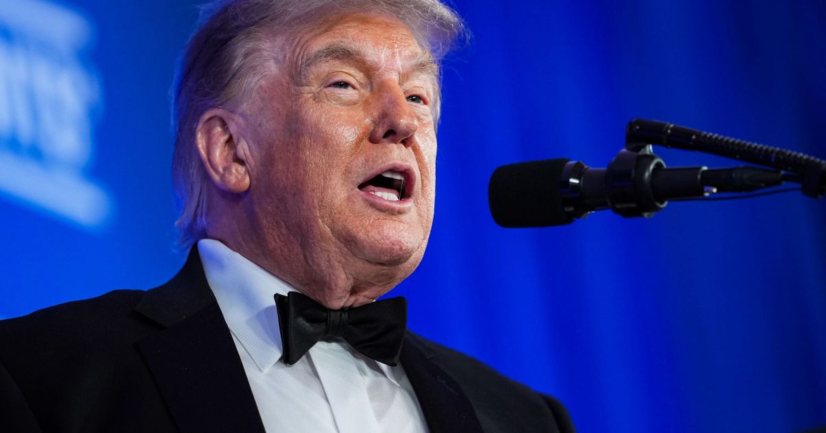 Trump diz que não é o momento de acordo com Irã, mas está disposto a ouvir