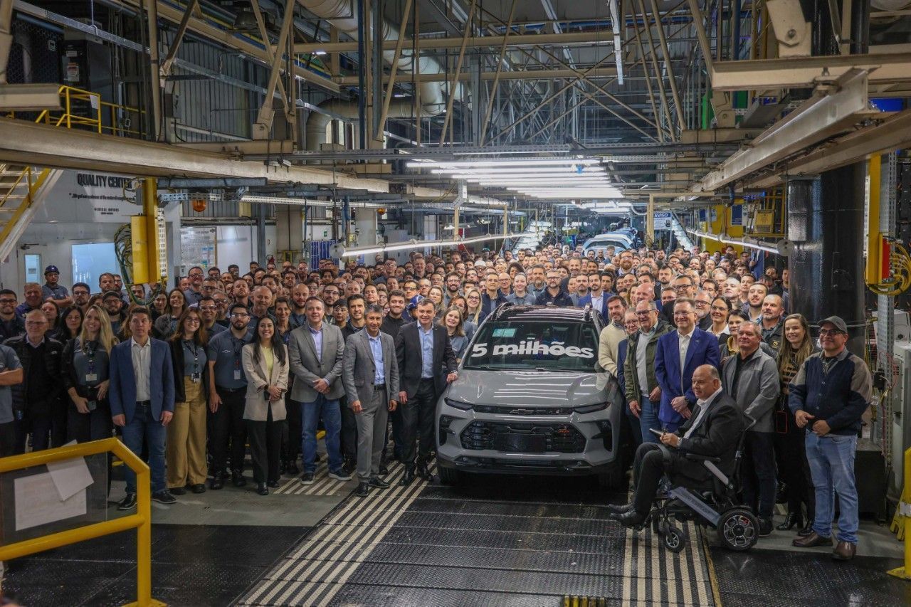 Chevrolet Sonic RS: carro marca 5.000.000 produzidos em Gravataí (RS)