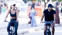 Gisele Bündchen é vista em passeio de bicicleta no Rio; veja fotos