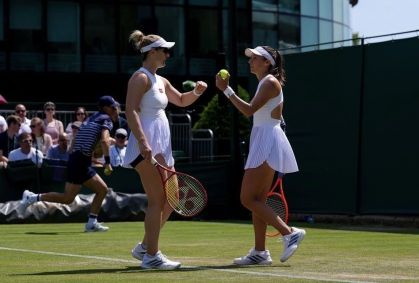 Luisa Stefani faz história e garante final inédita de duplas em Wimbledon