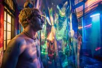 Filme brasileiro "London" ganha prêmio em Festival de Veneza